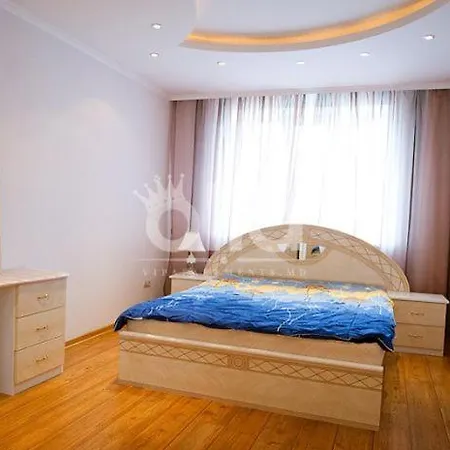Apartment 3 In The Center Of